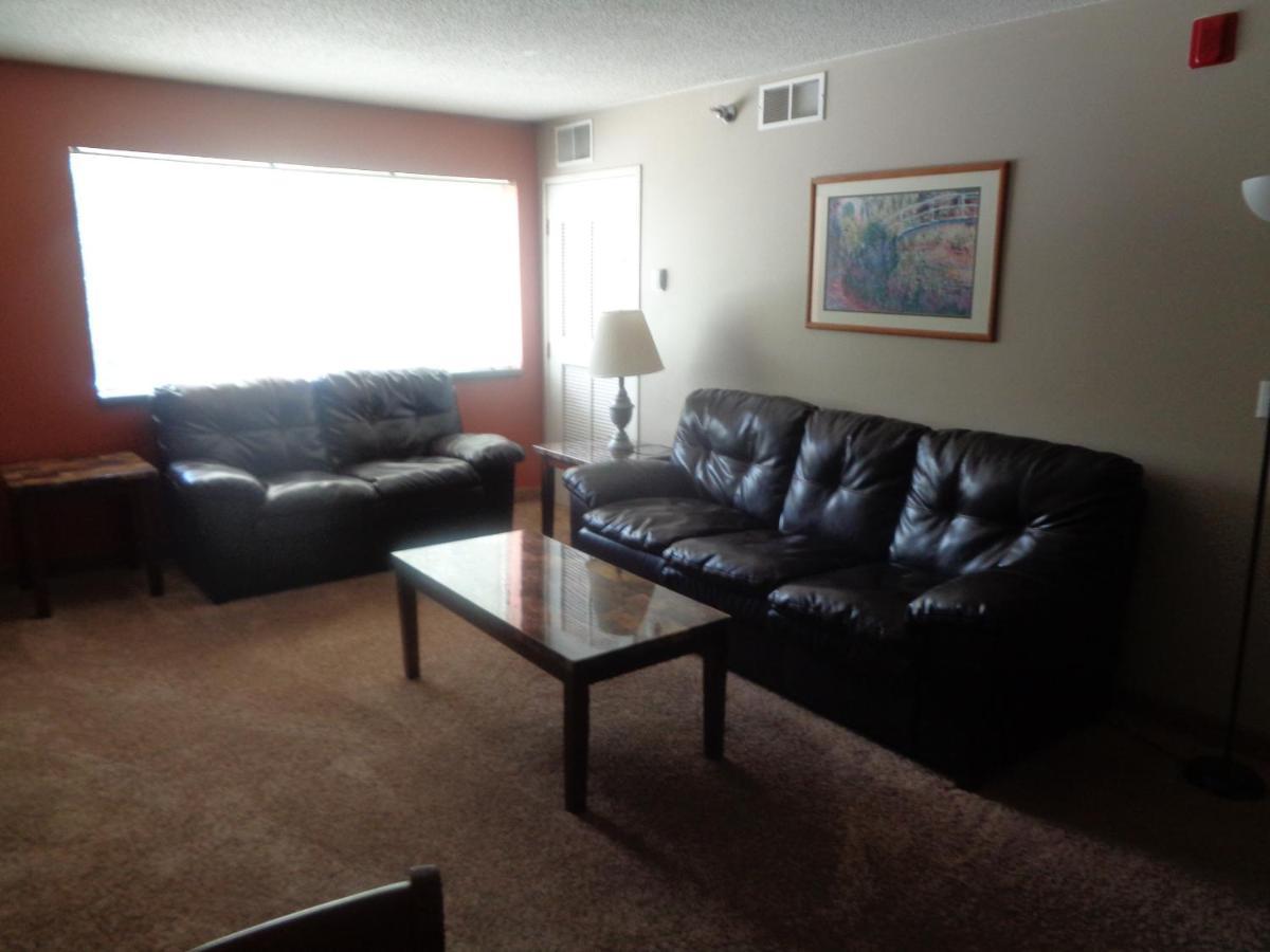 Riverview Suites Apartments Rochester Esterno foto